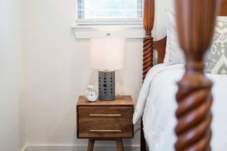 The Warhol - Pet-Friendly Apartment Bentonville Eksteriør bilde