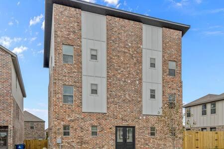 The Warhol - Pet-Friendly Apartment Bentonville Eksteriør bilde
